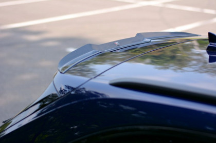 Prodloužení střešního spojleru Audi RS4 B9 Avant carbon look