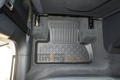Přesné plastové koberce, vaničky s vysokým okrajem - Audi Q5 08-16