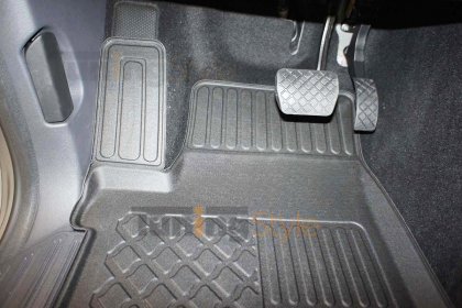 Přesné plastové koberce, vaničky s vysokým okrajem - VW Amarok 10-