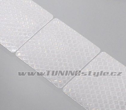 Samolepící páska reflexní dělená 5m x 5cm bílá (role 5m)