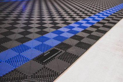 Modular Maxton floor - dlaždice modulární podlahy - bílá