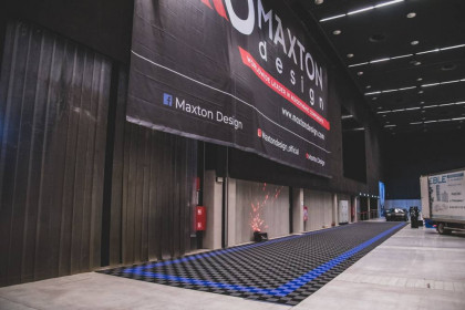 Modular Maxton floor - nájezdová hrana modulární podlahy rohová - samec