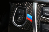 Polep karbonový kolem tlačítka start/stop BMW F30 F34