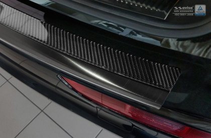 Karbonová ochranná lišta zadního nárazníku Audi Q5 se záhybem 2008-2016