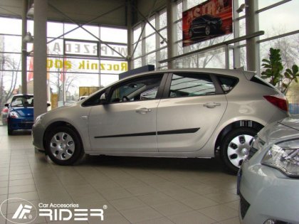 Ochranné lišty dveří - Opel Astra J 10-