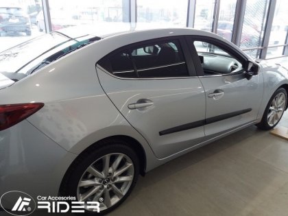 Ochranné lišty dveří - Mazda 3 13- sedan