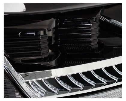 Přední světla LED s denními světly VW T6 15- s dynamickým LED blinkrem, černá lesklá