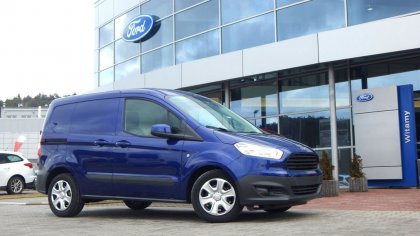 Nerezová ochranná lišta zadního nárazníku Ford Transit Custom 12-19