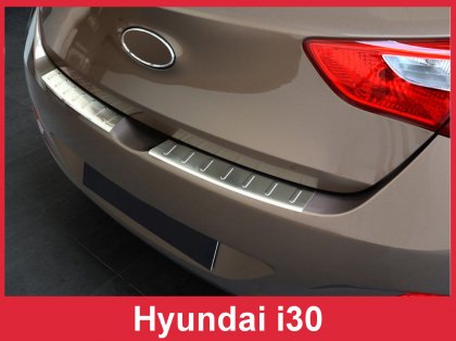 Nerezová ochranná lišta zadního nárazníku Hyundai i30 12-16