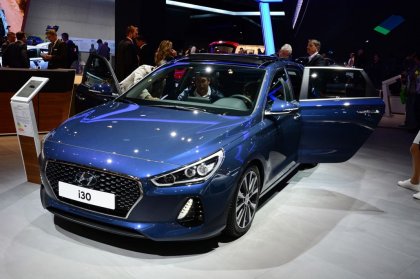 Nerezová ochranná lišta zadního nárazníku Hyundai i30 III 5dv. hatchback 17-