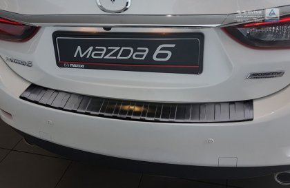 Nerezová ochranná lišta zadního nárazníku Mazda 6 Sedan 12-16 grafitová