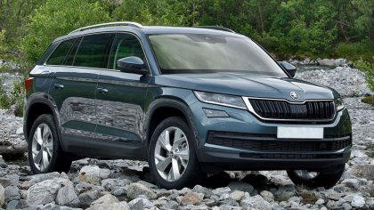 Nerezová ochranná lišta zadního nárazníku Škoda Kodiaq 16-