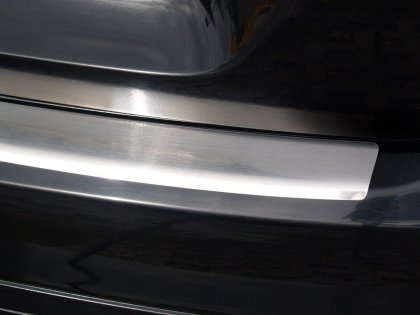 Nerezová ochranná lišta zadního nárazníku Mercedes-Benz C W204 07-11