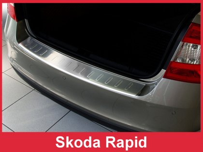 Nerezová ochranná lišta zadního nárazníku Škoda Rapid 12-18