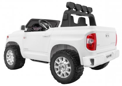 Toyota Tundra XXl White