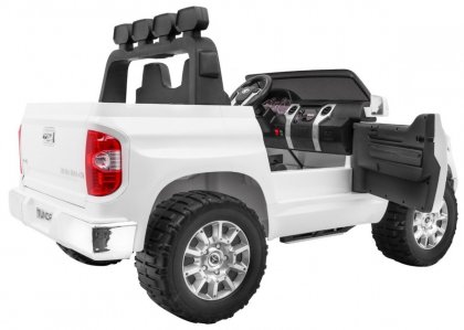 Toyota Tundra XXl White
