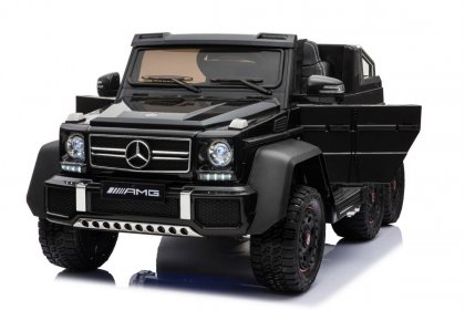 Vehicle Mercedes G63 6 x 6 Black