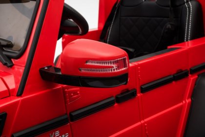 Vehicle Mercedes G63 6 x 6 Red