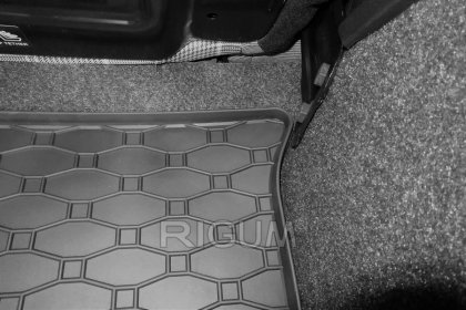 Gumová vana do kufru - FIAT 500 2008- (s vyobrazením vozu) 