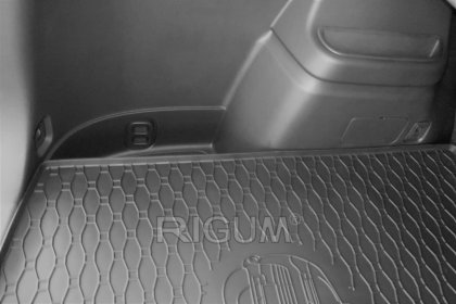 Gumová vana do kufru - MITSUBISHI Outlander 5m 2012- (s vyobrazením vozu)