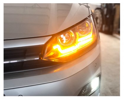 Přední světla s LED dynamickým blinkrem VW Polo 6 VI (2G) 17- černá
