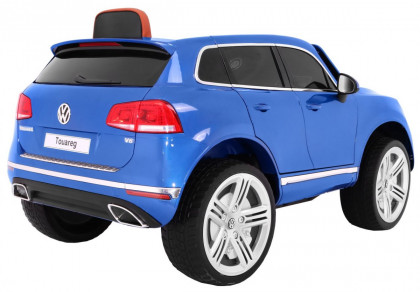 Vehicle Volkswagen Touareg Painting Blue