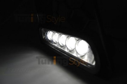 LED světla s mřížkou VW Golf V GTi