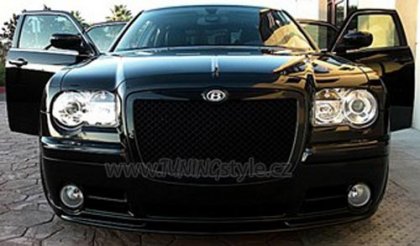 Maska Chrysler 300 C - Bentley Look Black Edition