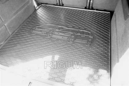 Gumová vana do kufru - SEAT Alhambra 5m 2010- 7 míst – 3. řada sklopená (s vyobrazením vozu) 