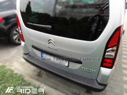 Nášlap kufru černý - Citroen Berlingo II 2008-