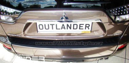 Nášlap kufru černý - Mitsubishi Outlander 06-