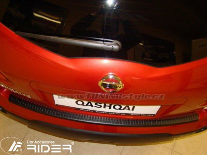 Nášlap kufru černý - Nissan Qashqai II 13-