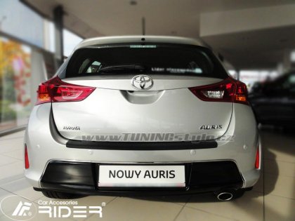 Nášlap kufru černý - Toyota Auris II 12-