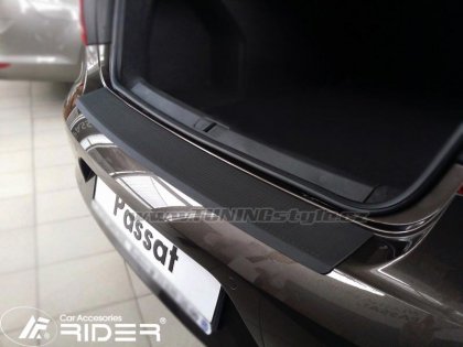Nášlap kufru černý - VW Passat sedan B7 10-14