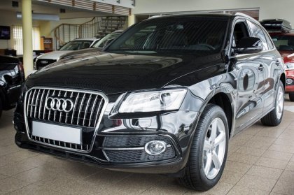 Nerezová ochranná lišta zadního nárazníku Audi Q5 grafitová žebrovaná 2008-2016