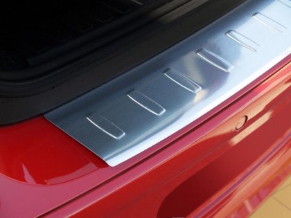 Nerezová ochranná lišta zadního nárazníku BMW 1/E81-3D/E87-5D 2007-2011
