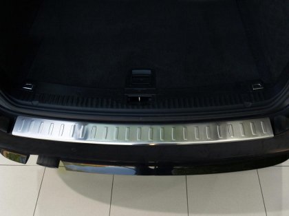 Nerezová ochranná lišta zadního nárazníku BMW 5/E61 TOURING 2007-2010