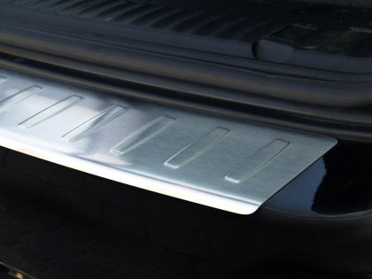 Nerezová ochranná lišta zadního nárazníku BMW 5/E61 TOURING 2007-2010
