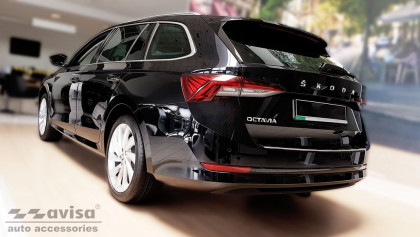 Nerezová ochranná lišta zadního nárazníku Škoda Octavia IV Kombi 2019-