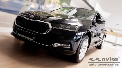 Nerezová ochranná lišta zadního nárazníku Škoda Octavia IV Kombi 2019-