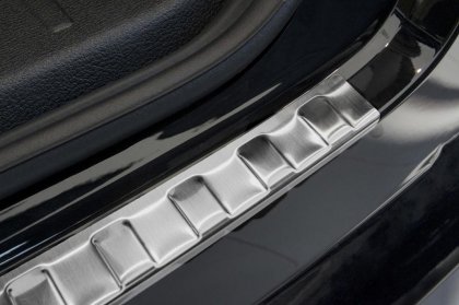 Nerezová ochranná lišta zadního nárazníku BMW X4/F26 2014-