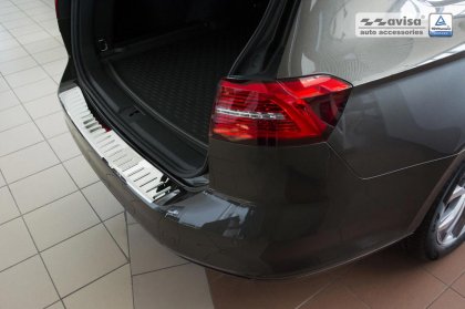 Nerezová ochranná lišta zadního nárazníku VW PASSAT B8 Variant/ALLTRACK lesklá 2014-