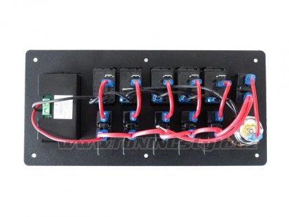 Panel přepínačů ALU, zásuvka 12V, pojistky 3x5A 2x10A 1x15A IP68