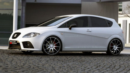 Spojler pod nárazník lipa Maxton - Seat Leon II Cupra FR 05-09 černý lesklý plast