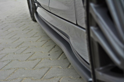 Prahové lišty Ford Focus MK3 RS 15- černý lesklý plast