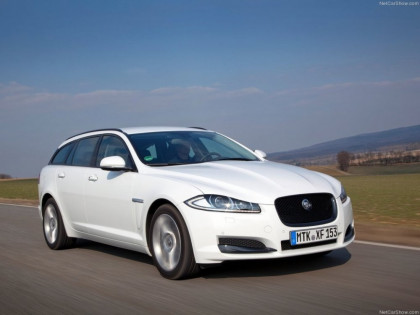 Prahové lišty Jaguar XF X250 11-16 černý lesklý plast