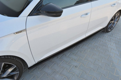 Prahové lišty Škoda Superb III 15- carbon look