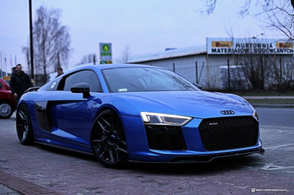 Spojler pod nárazník Audi R8 II V.3 15- černý lesklý plast