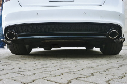 Splitter zadní, prostřední Audi A5 S-Line 11-15 (bez žeber) černý lesklý plast