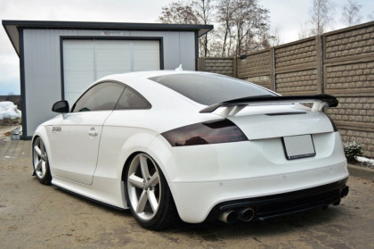 Splitter zadní, prostřední Audi TT MK2 RS (se žebry) 09-14 černý lesklý plast